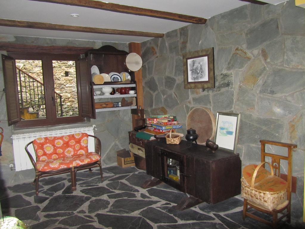 Tia Maria Bed & Breakfast Cerredo Екстериор снимка