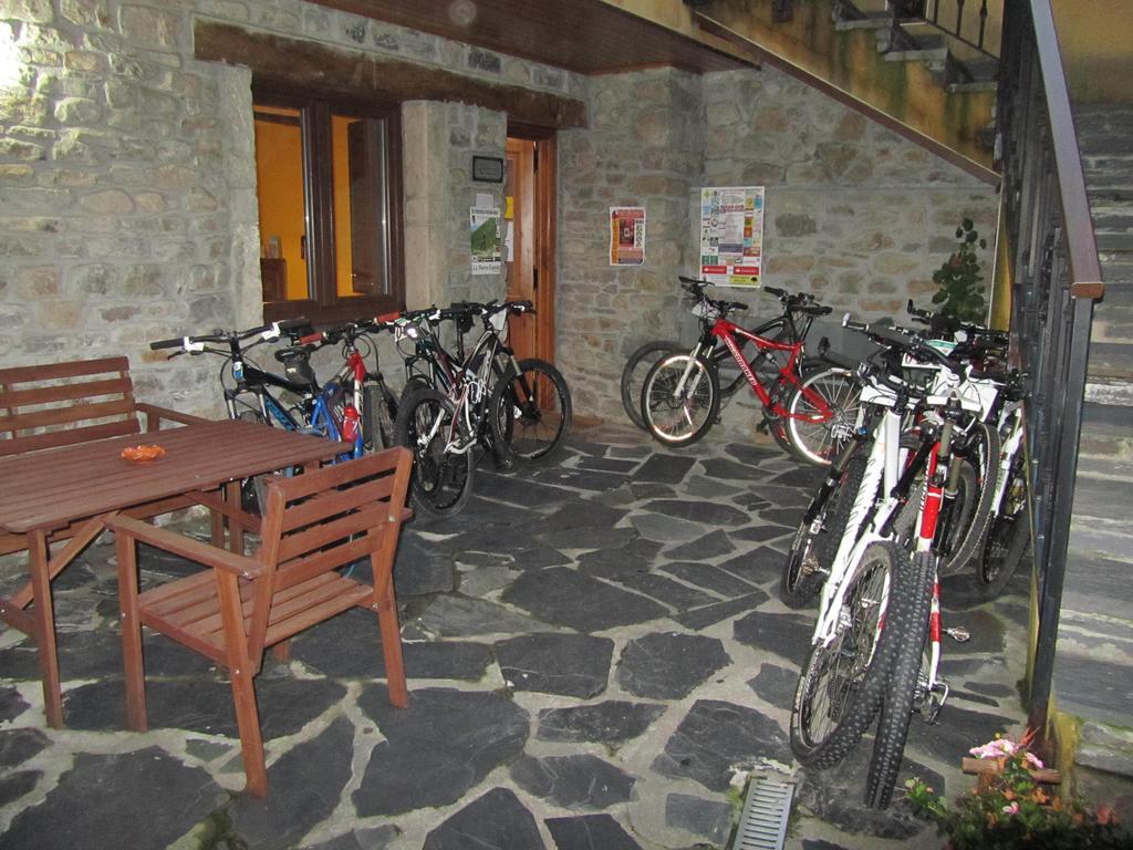 Tia Maria Bed & Breakfast Cerredo Екстериор снимка