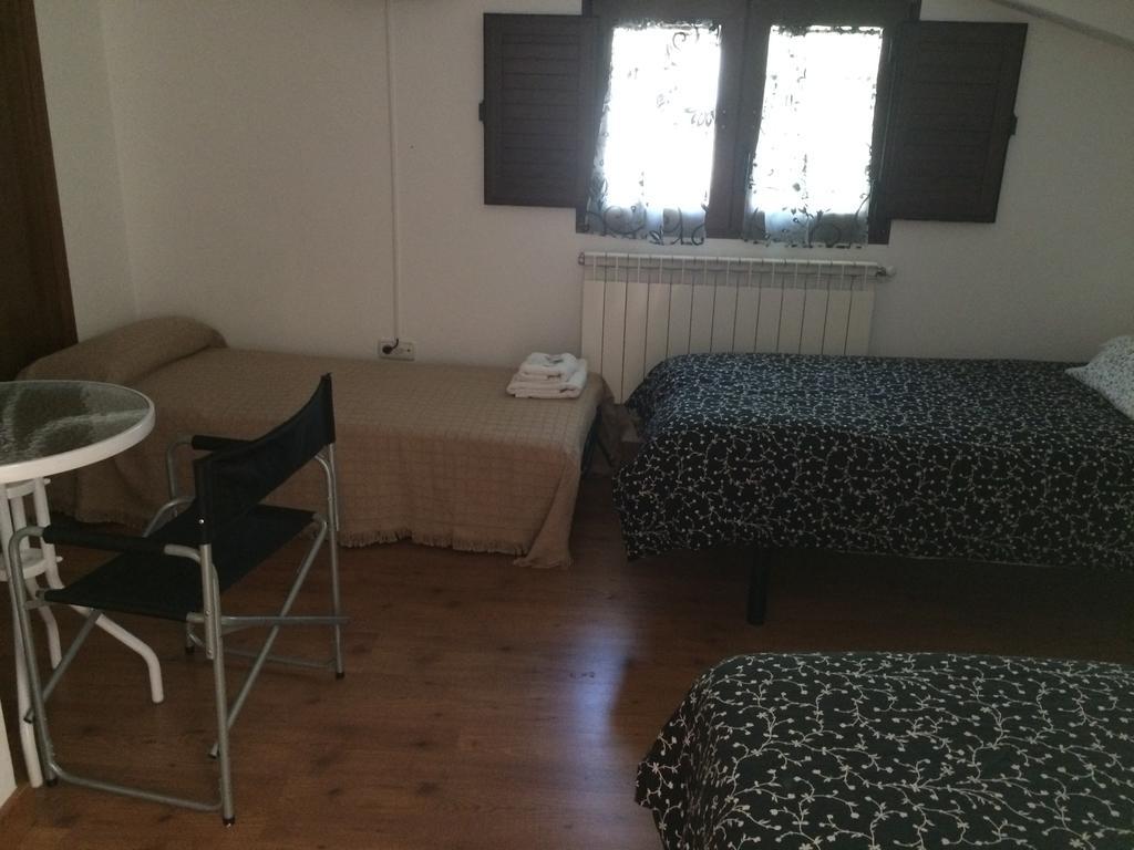 Tia Maria Bed & Breakfast Cerredo Екстериор снимка