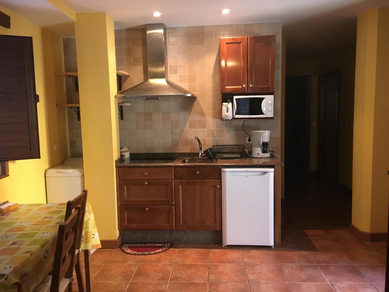 Tia Maria Bed & Breakfast Cerredo Екстериор снимка